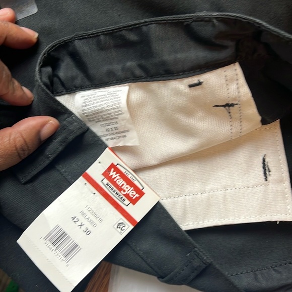 Wrangler pants - Picture 4 of 7